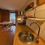 With Mont Blanc View & Garage Courmayeur Apartment *