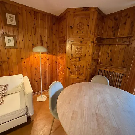 Monolocale Con Vista Al Con Parcheggio * Verrand